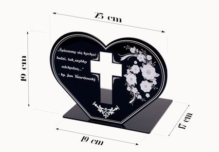 Podstawka pod znicz w kształcie serca w wyciętym krzyżem. Wykonana z czarnej matowej lub błyszczącej pleksi