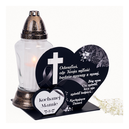 Podstawka pod znicz z podwójnym sercem oraz wyciętym krzyżem. Wykonana z czarnej matowej lub mlecznej pleksi